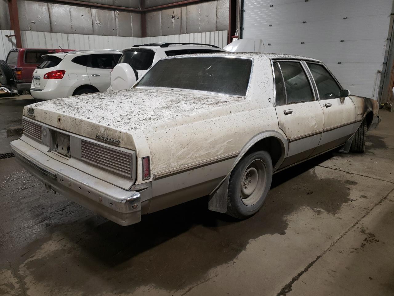 Photo 4 from auction – 1984 PONTIAC PARISIENNE with VIN 2G2AL69A4E9742362