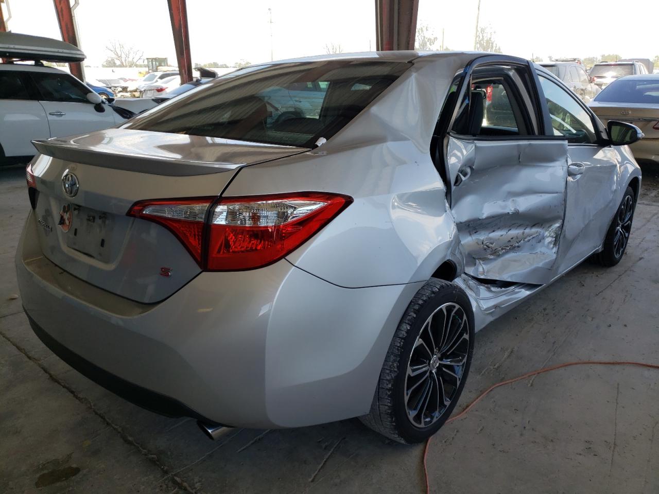 Photo 4 from auction – 2016 TOYOTA COROLLA L with VIN 5YFBURHE8GP419957