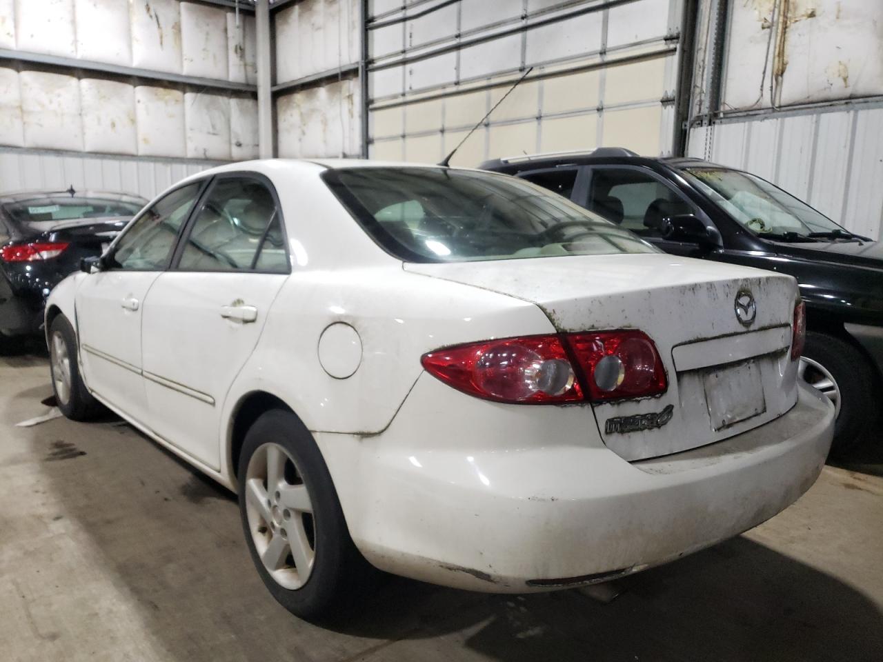 Photo 3 from auction – 2004 MAZDA 6 I with VIN 1YVFP80C945N31442