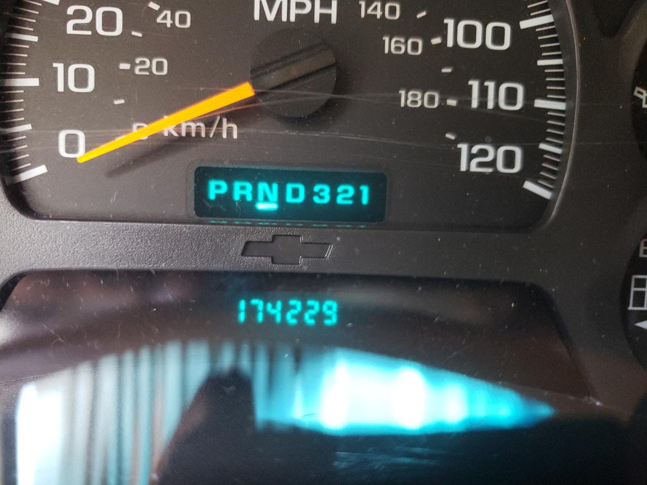 Photo 8 from auction – 2002 CHEVROLET TRAILBLAZE with VIN 1GNDS13S822508150