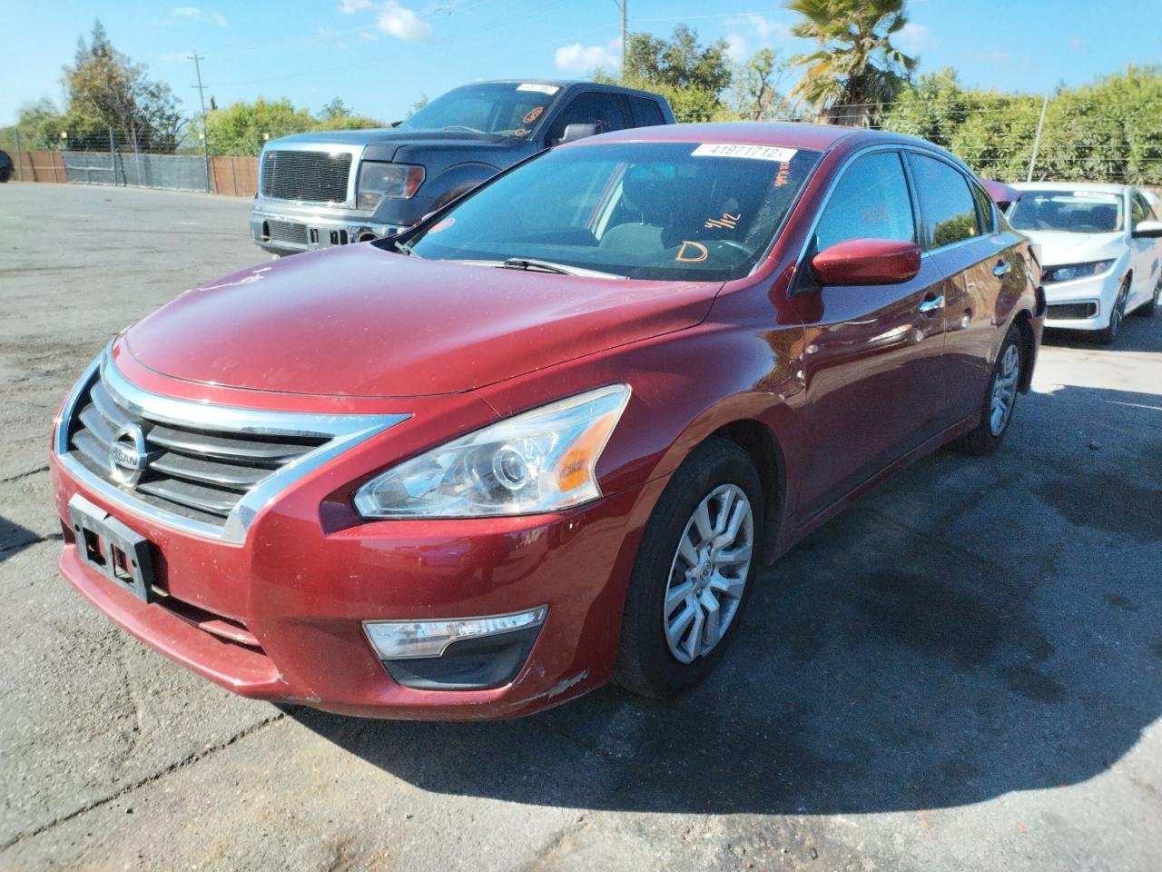 Photo 2 from auction – 2015 NISSAN ALTIMA 2.5 with VIN 1N4AL3AP2FN342785