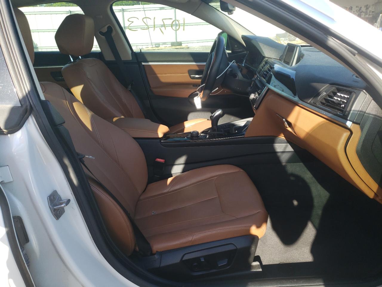 Photo 5 from auction – 2015 BMW 428 I GRAN with VIN WBA4A5C54FG051596