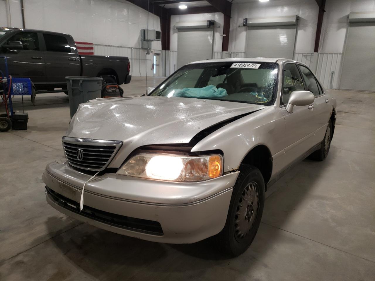 Photo 2 from auction – 1997 ACURA RL with VIN JH4KA9657VC013345