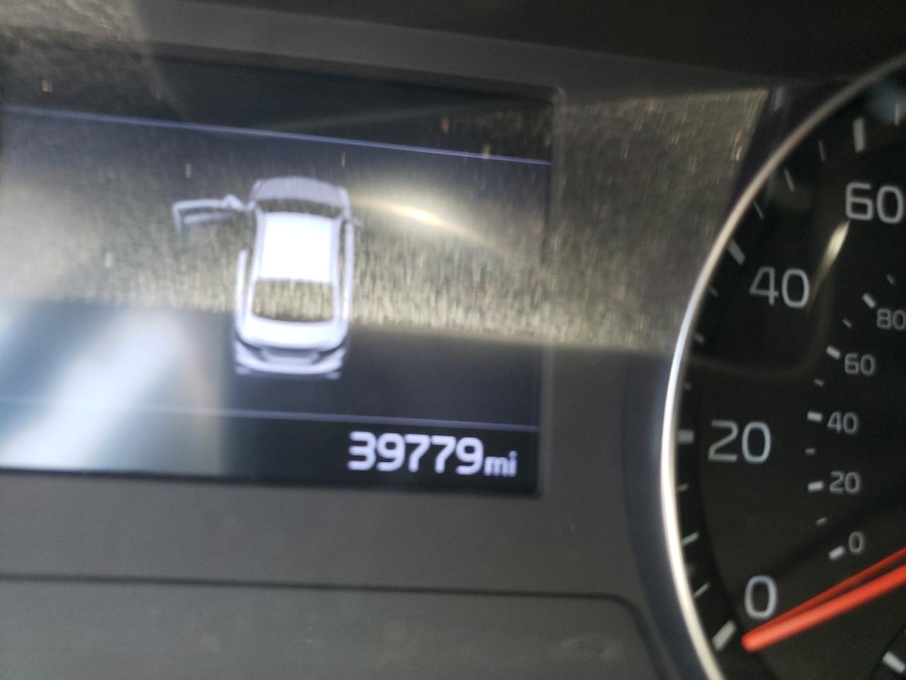 Photo 8 from auction – 2019 KIA FORTE FE with VIN 3KPF24AD1KE120137
