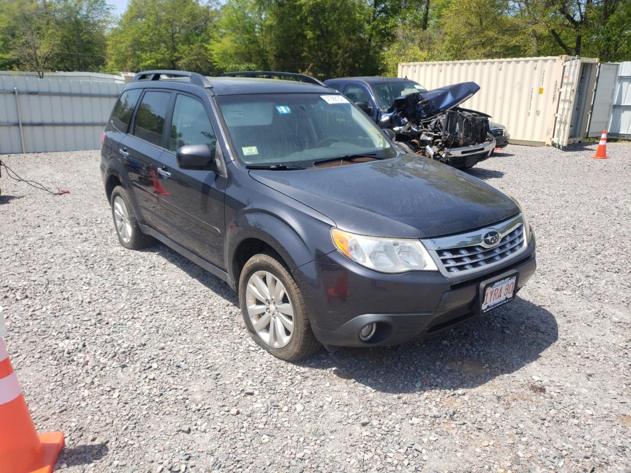 SUBARU FORESTER L 2012 with VIN JF2SHAECXCH405378 - Photo from auction