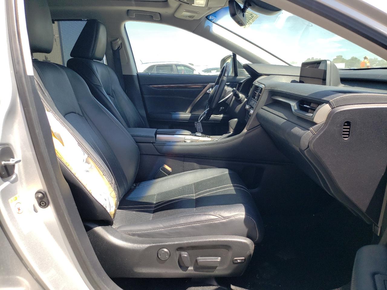 Photo 5 from auction – 2016 LEXUS RX 350 with VIN 2T2ZZMCA9GC008084