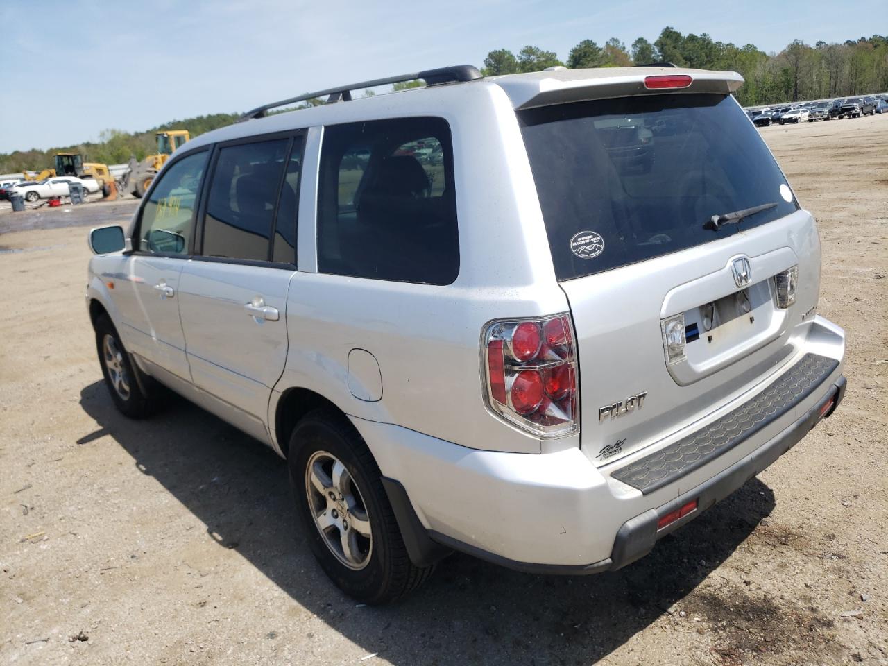 Photo 3 from auction – 2006 HONDA PILOT EX with VIN 5FNYF18536B018431