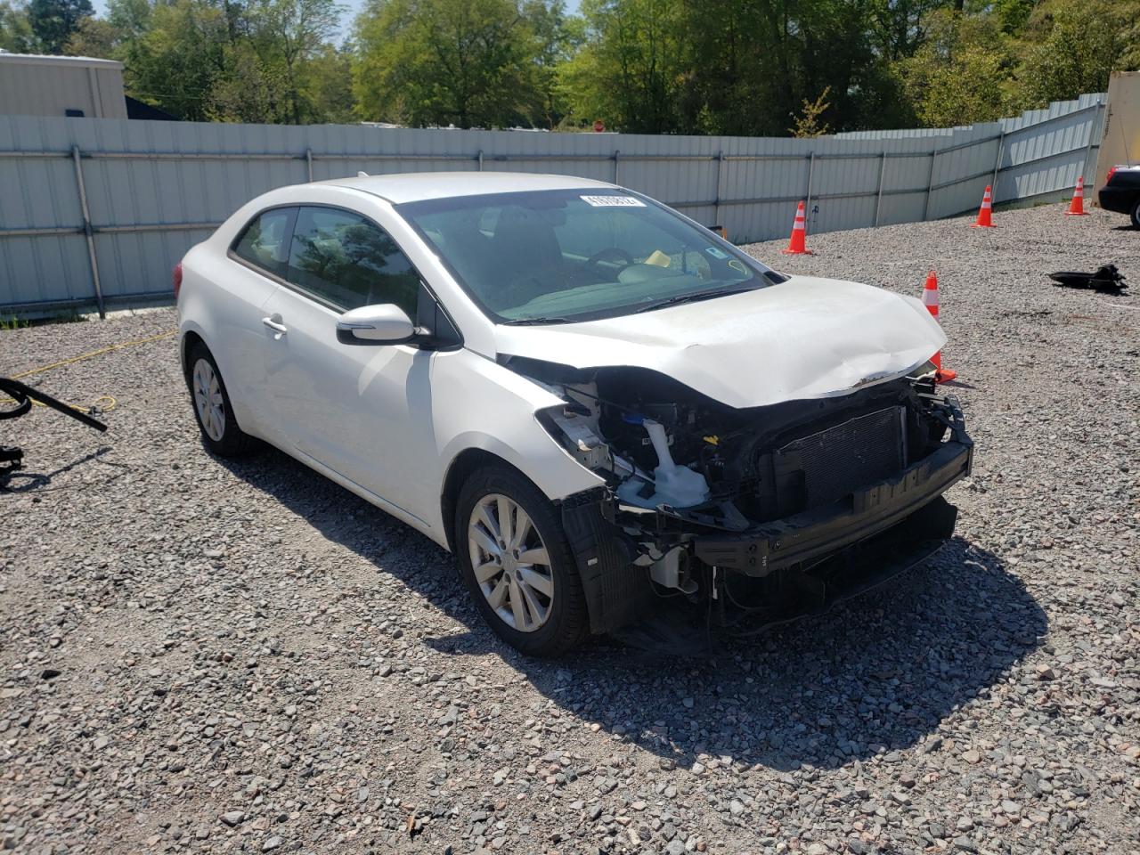 KIA FORTE EX 2014 مع رقم تعريف المركبة KNAFX6A80E5249144 - صورة من المزاد