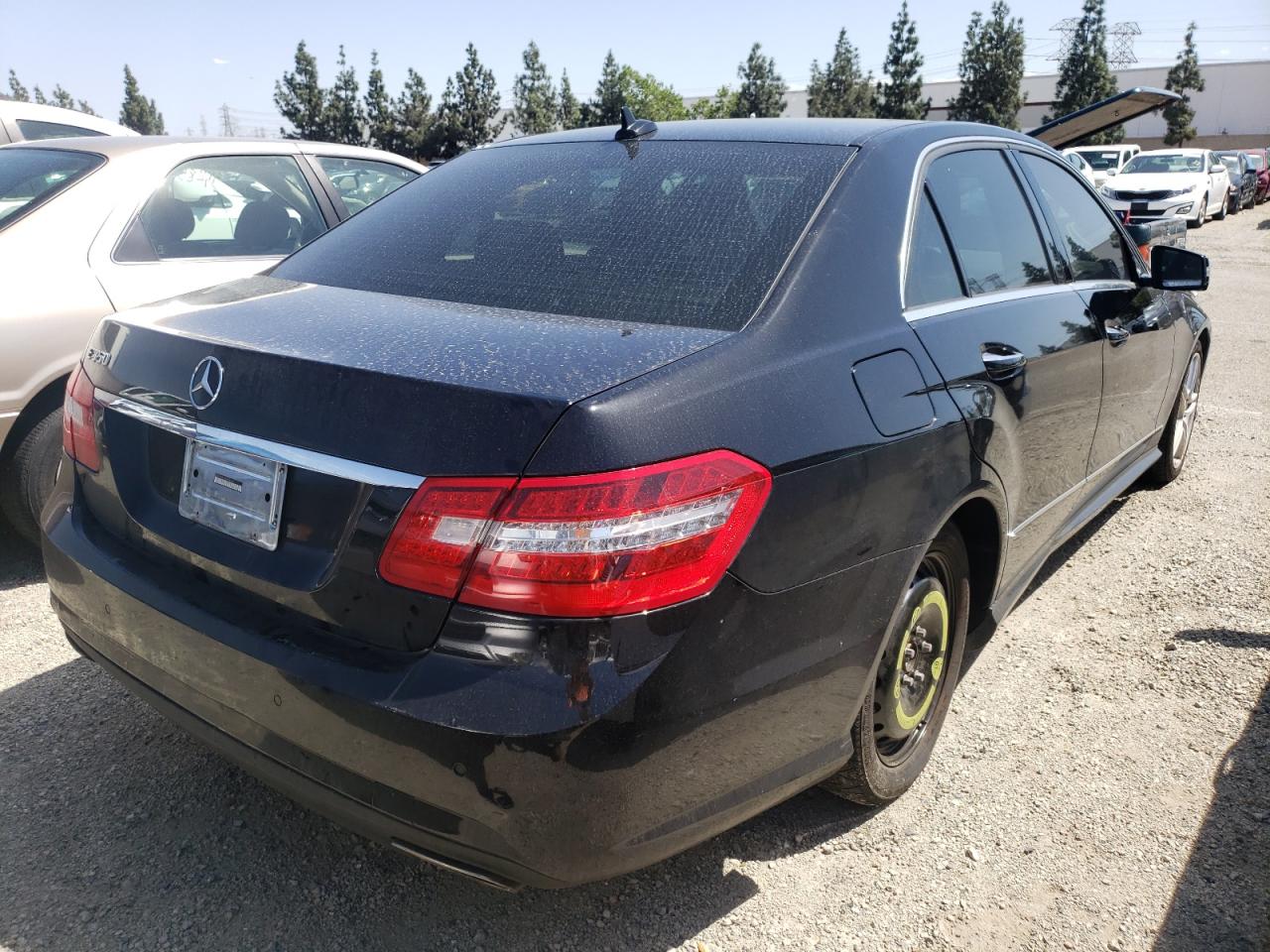 Photo 4 from auction – 2013 MERCEDES-BENZ E 350 with VIN WDDHF5KB1DA698623