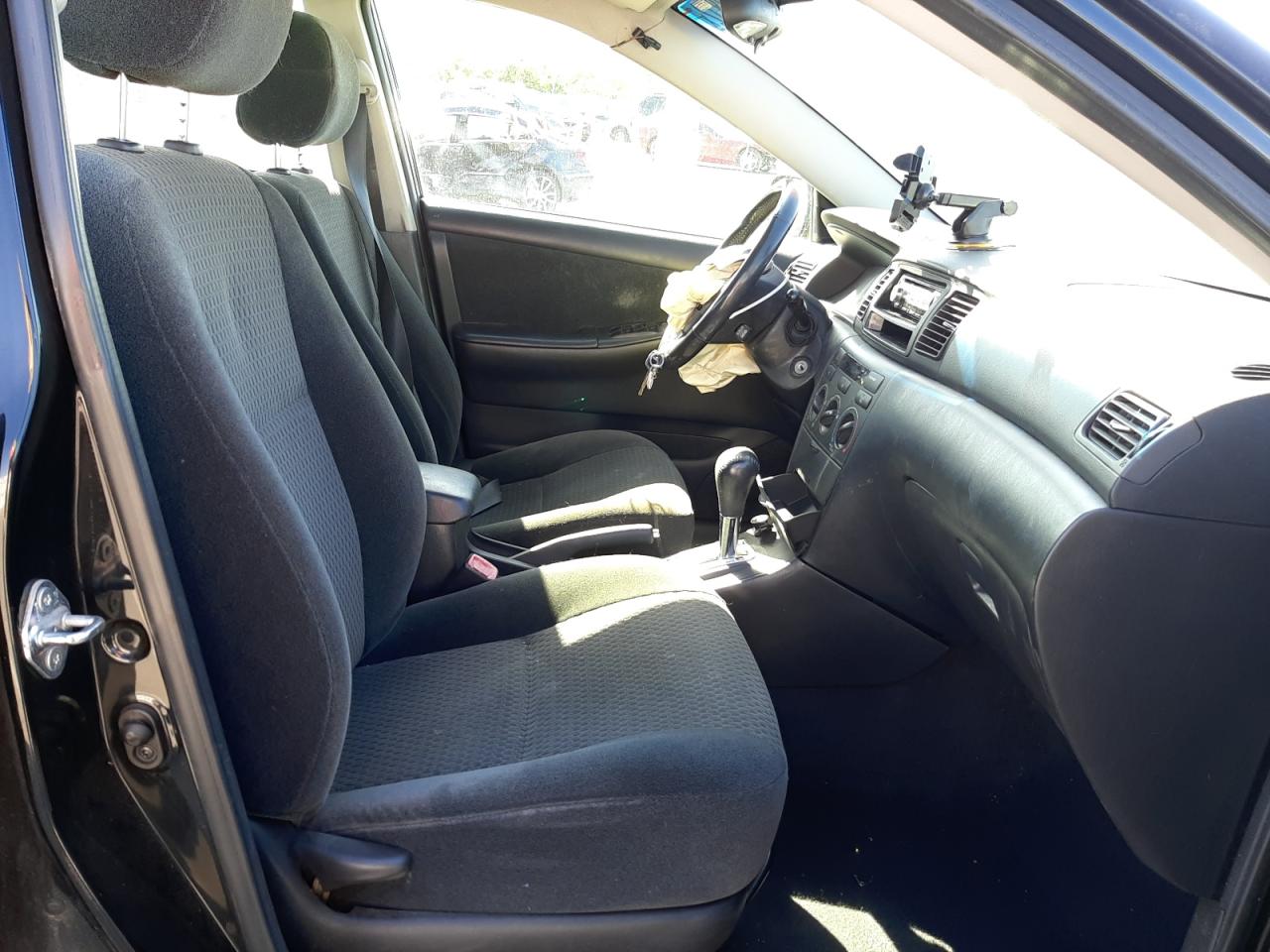 Photo 5 from auction – 2007 TOYOTA COROLLA with VIN 1NXBR32EX7Z888621