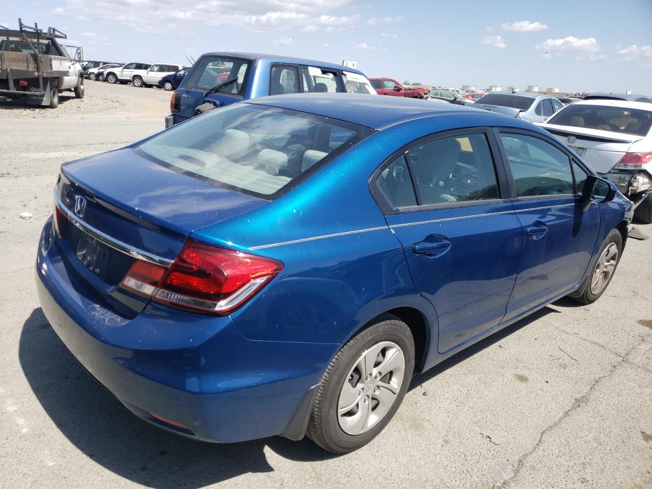 Photo 4 from auction – 2014 HONDA CIVIC LX with VIN 19XFB2F59EE082599