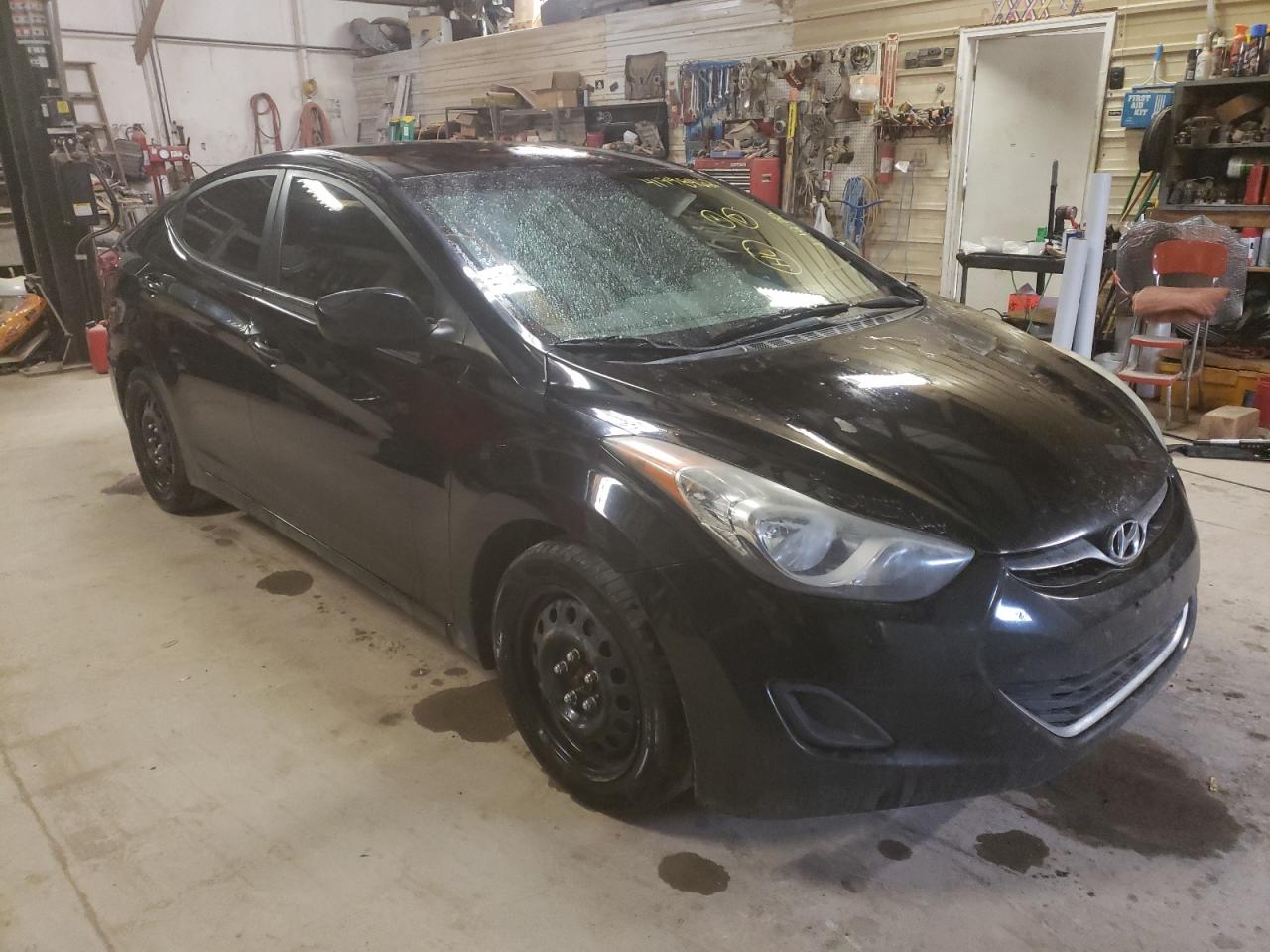 HYUNDAI ELANTRA GL 2012 with VIN 5NPDH4AE6CH072923 - Photo from auction