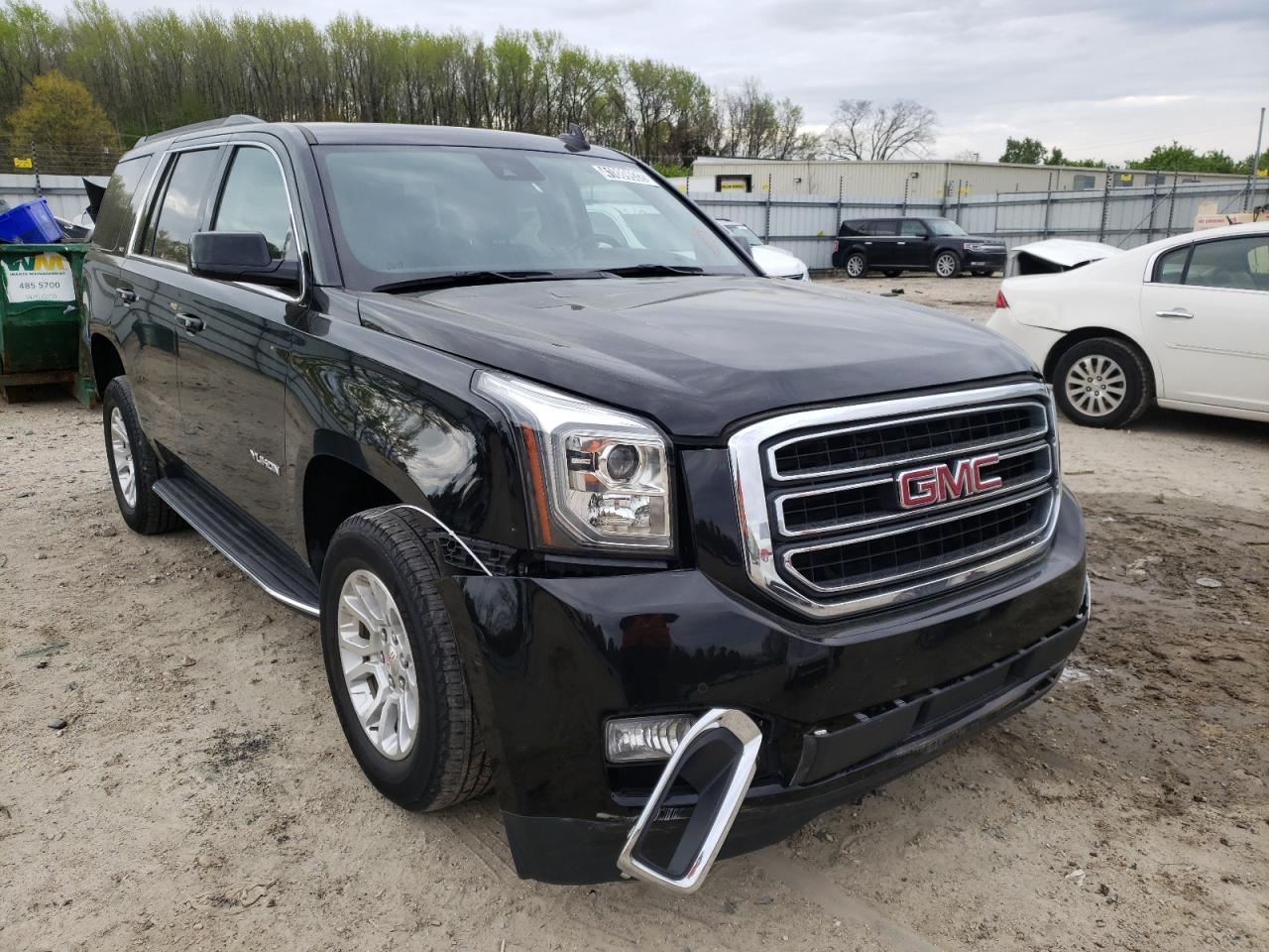 GMC YUKON SLT 2020 with VIN 1GKS2BKC3LR215396 - Photo from auction