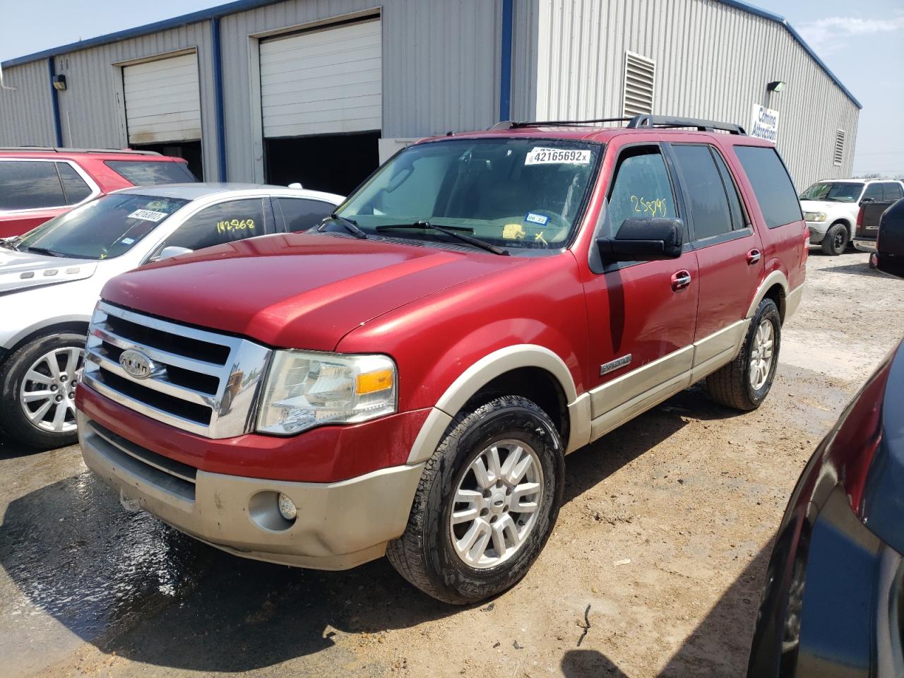 Photo 2 from auction – 2008 FORD EXPEDITION with VIN 1FMFU17508LA54880