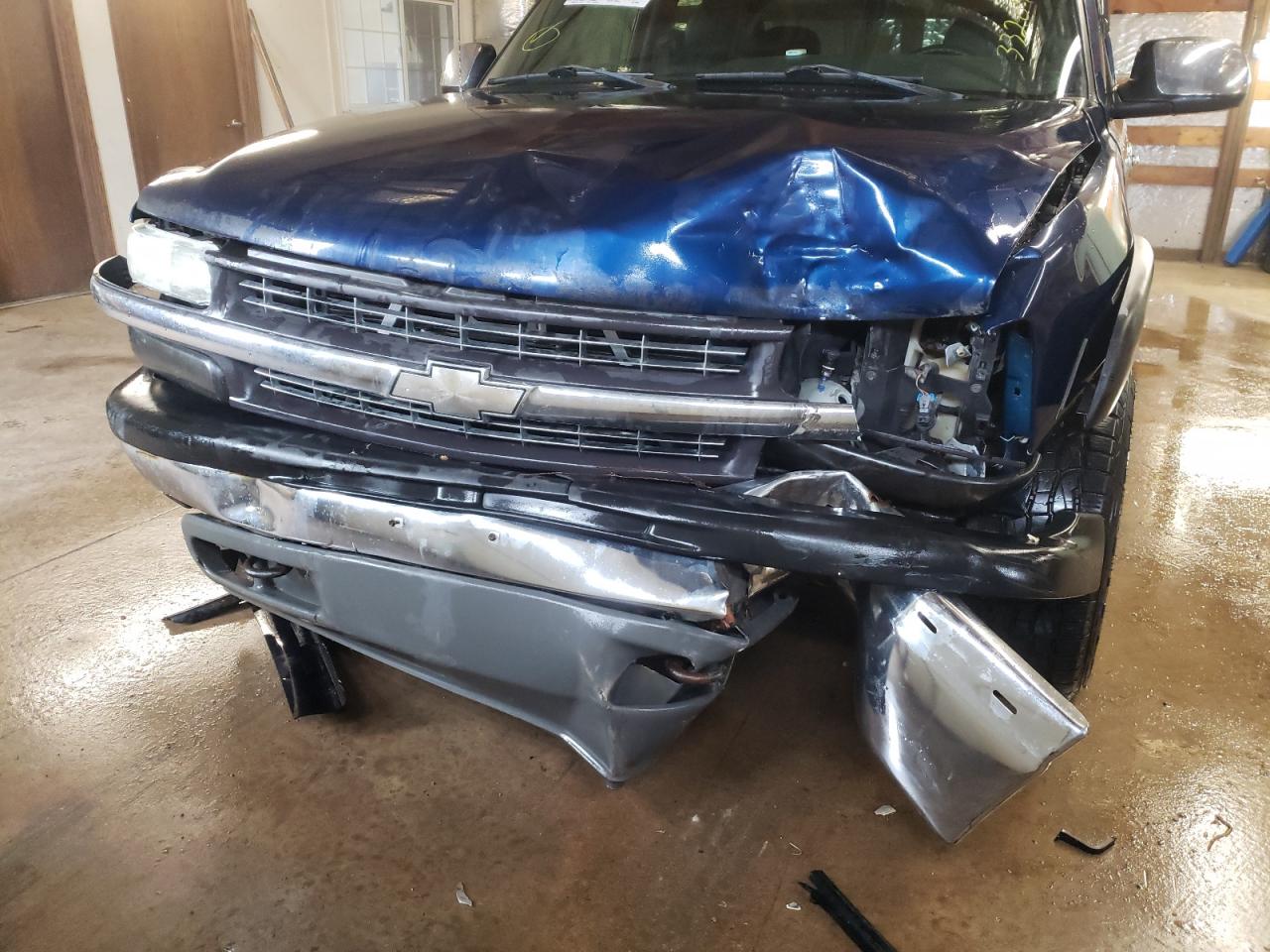 Photo 9 from auction – 2002 CHEVROLET SILVERADO with VIN 2GCEC19T121332049