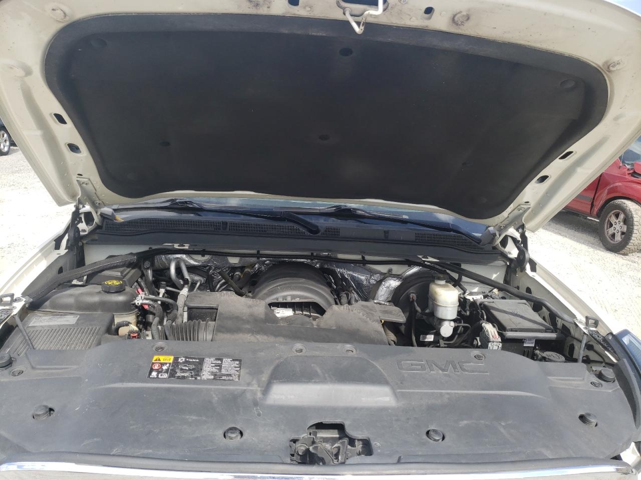 Photo 7 from auction – 2015 GMC YUKON SLT with VIN 1GKS2BKC2FR719779