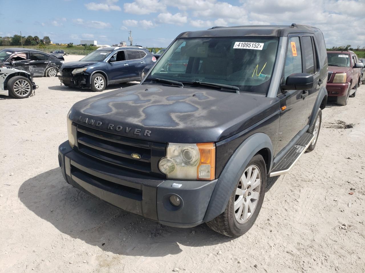 Photo 2 from auction – 2005 LAND ROVER LR3 SE with VIN SALAE25455A314105