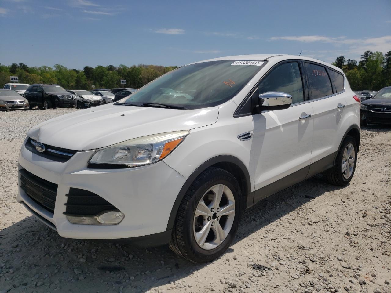 Photo 2 from auction – 2014 FORD ESCAPE SE with VIN 1FMCU0GX3EUC16473