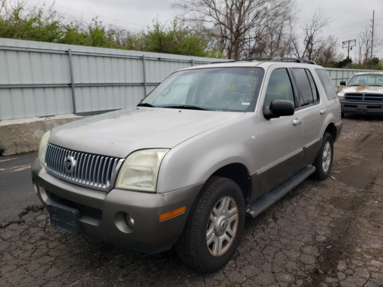 Фото 2 с аукциона – 2004 MERCURY MOUNTAINEE с VIN 4M2ZU86K84ZJ13788