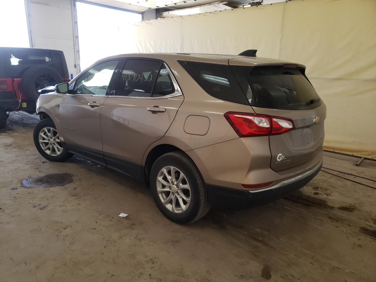 Photo 3 from auction – 2019 CHEVROLET EQUINOX LT with VIN 2GNAXTEV6K6237129