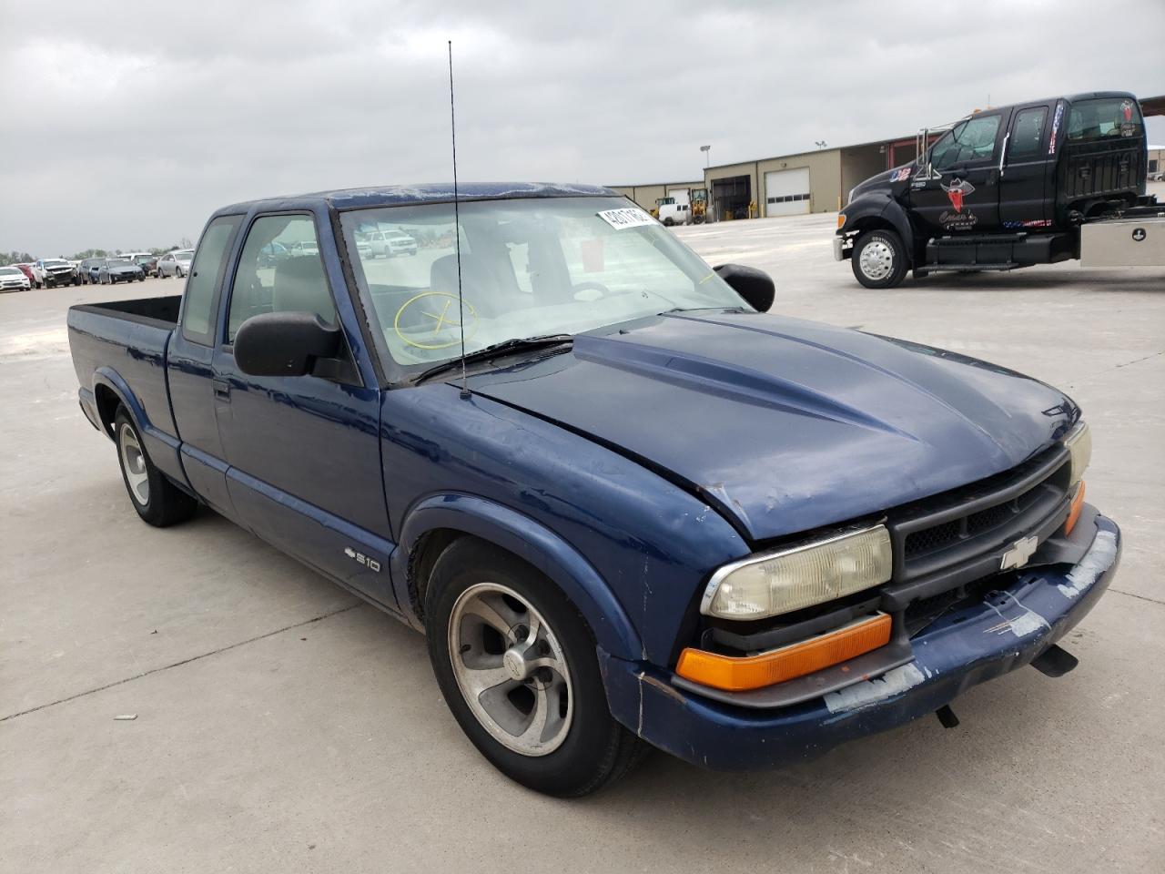 CHEVROLET S10 1999 with VIN 1GCCS19XXXK229250 - Photo from auction