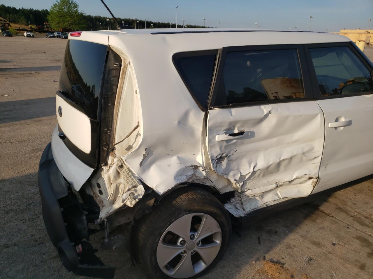 Photo 9 from auction – 2016 KIA SOUL with VIN KNDJN2A20G7339294
