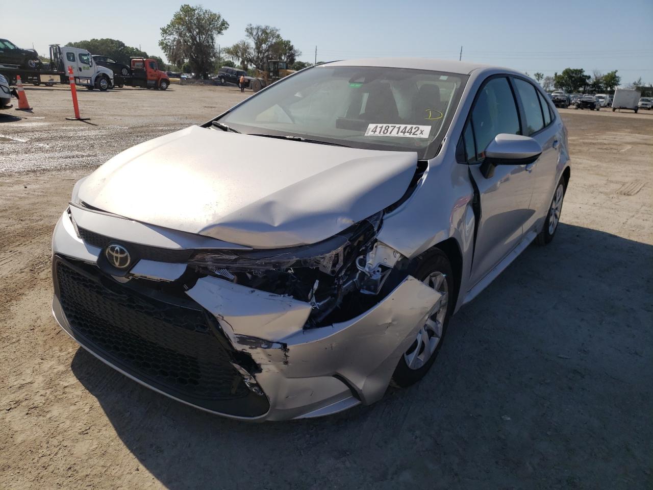 Photo 2 from auction – 2022 TOYOTA COROLLA LE with VIN JTDEPMAE8NJ192806