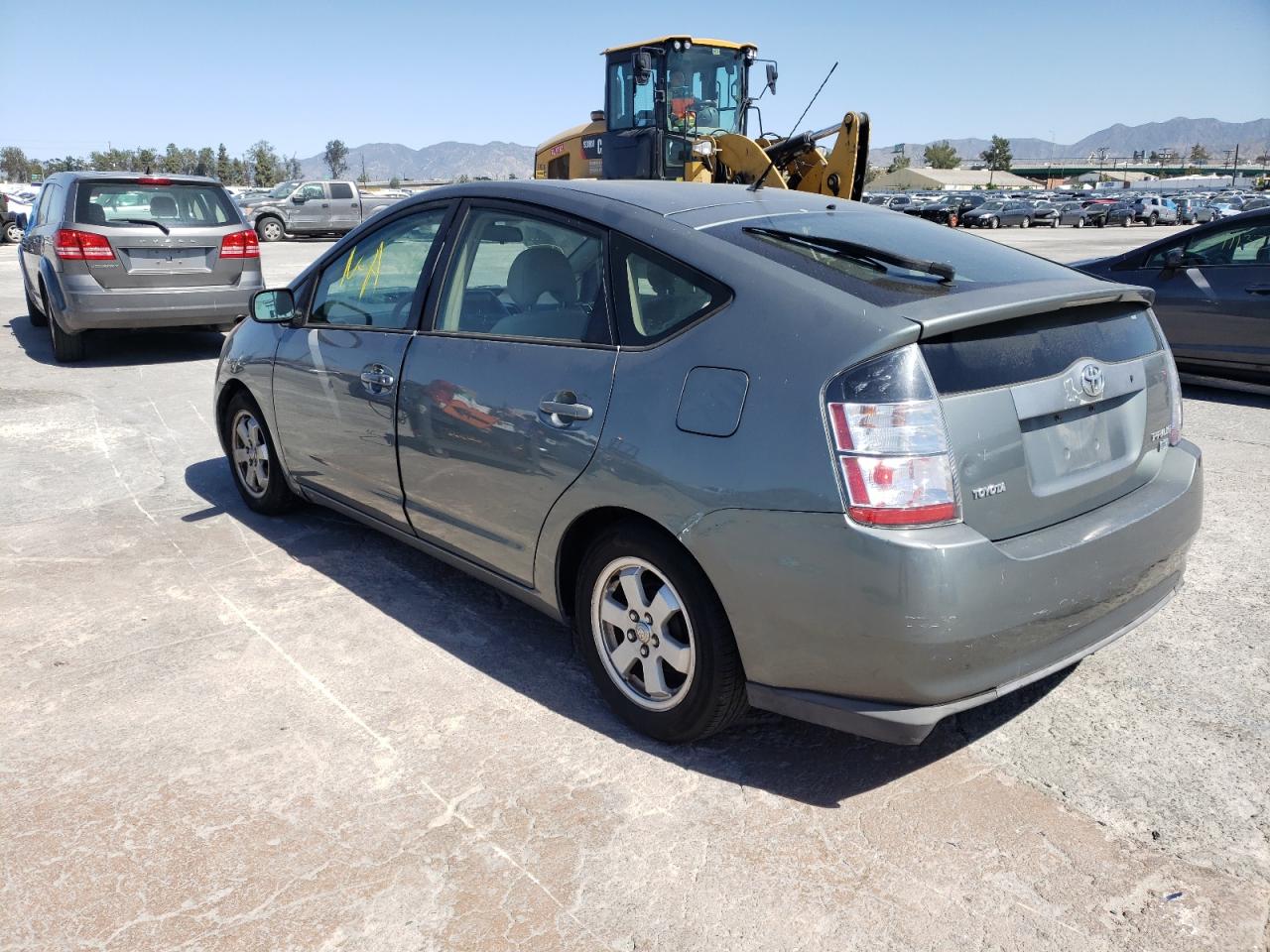 Photo 3 from auction – 2004 TOYOTA PRIUS with VIN JTDKB20U940034543