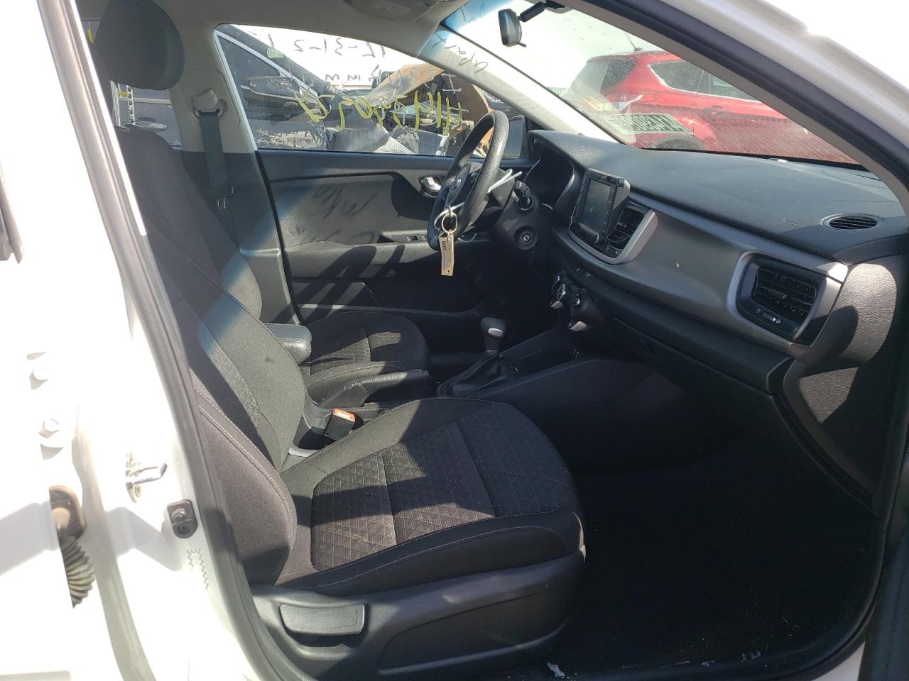 Photo 5 from auction – 2020 KIA RIO S with VIN 3KPA24AD5LE298919
