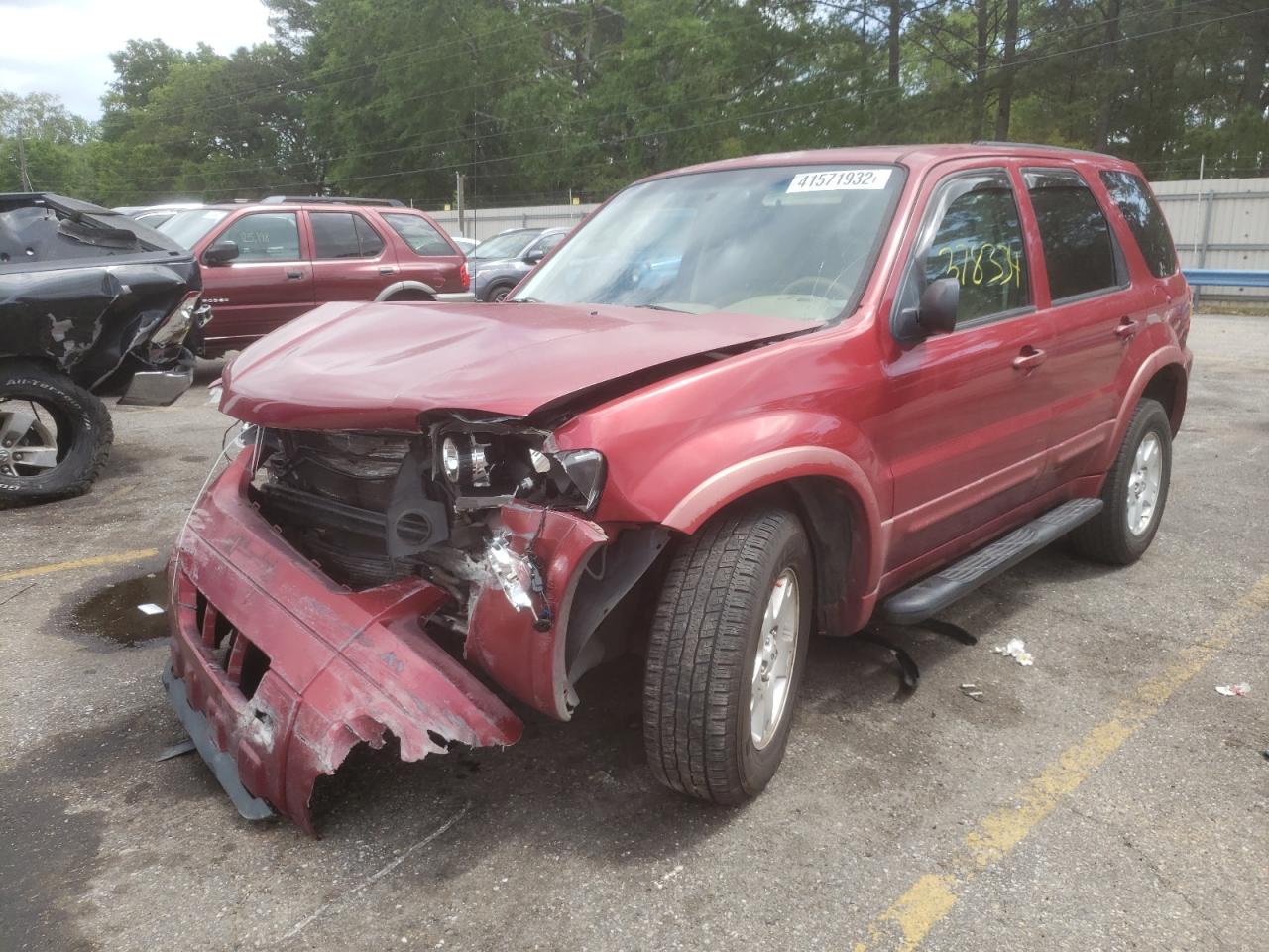 Photo 2 from auction – 2006 FORD ESCAPE LIM with VIN 1FMCU041X6KA57058