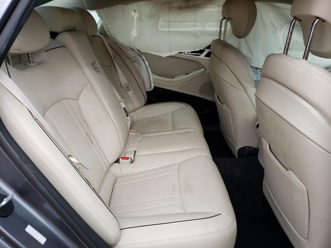 Photo 6 from auction – 2016 HYUNDAI GENESIS 3. with VIN KMHGN4JE6GU142451