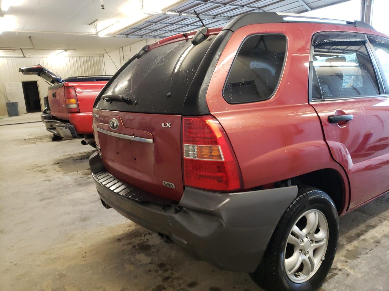 Photo 9 from auction – 2008 KIA SPORTAGE E with VIN KNDJE723787495239