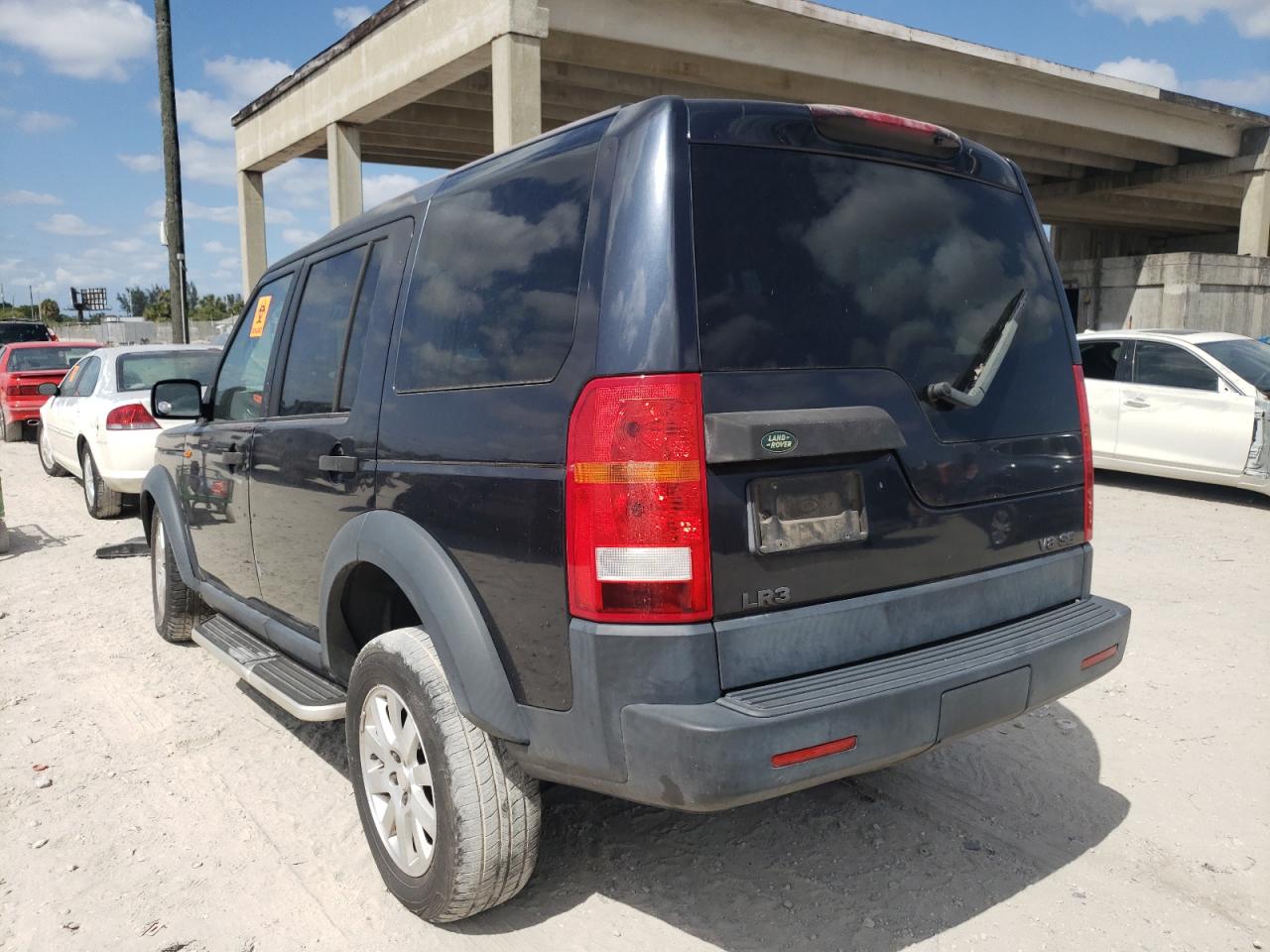 Photo 3 from auction – 2005 LAND ROVER LR3 SE with VIN SALAE25455A314105