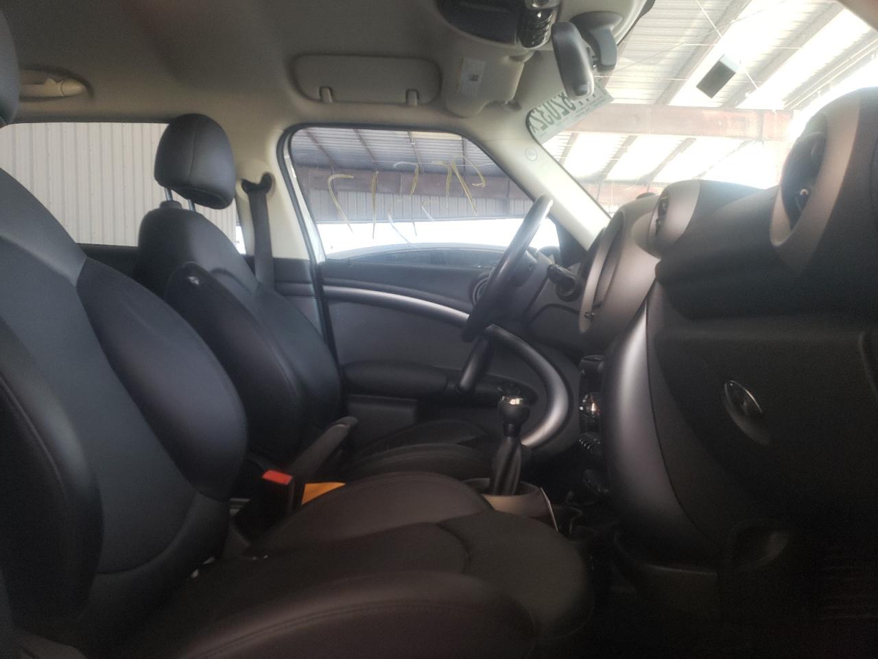 Photo 5 from auction – 2012 MINI COOPER S C with VIN WMWZC5C53CWM12320
