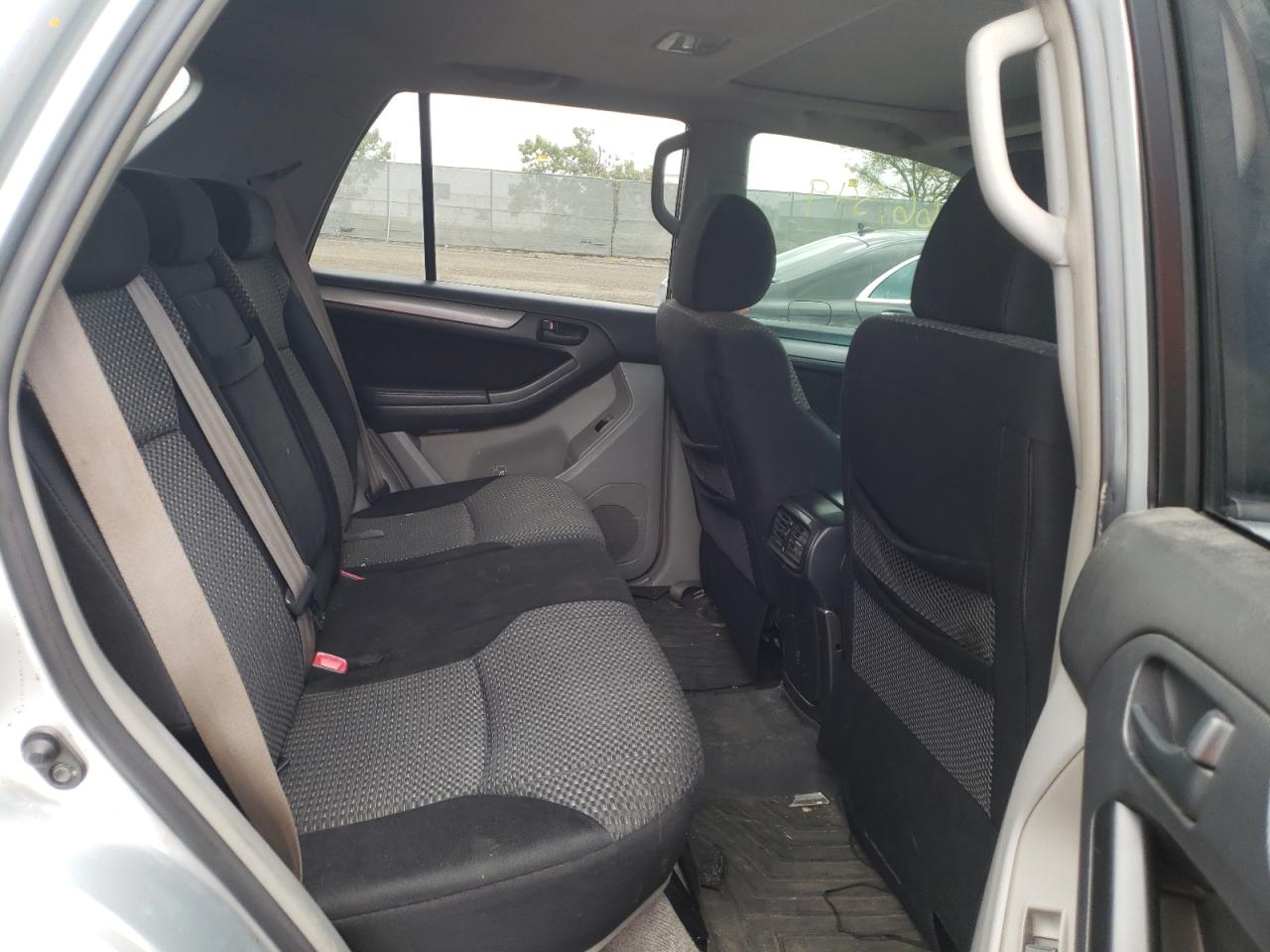 Photo 6 from auction – 2007 TOYOTA 4RUNNER SR with VIN JTEZU14R478076676
