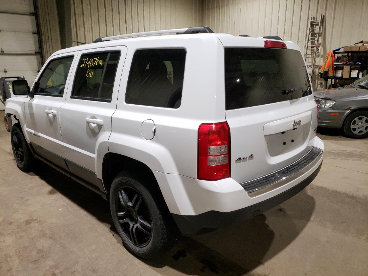 Photo 3 from auction – 2016 JEEP PATRIOT with VIN 1C4NJRAB1GD797238