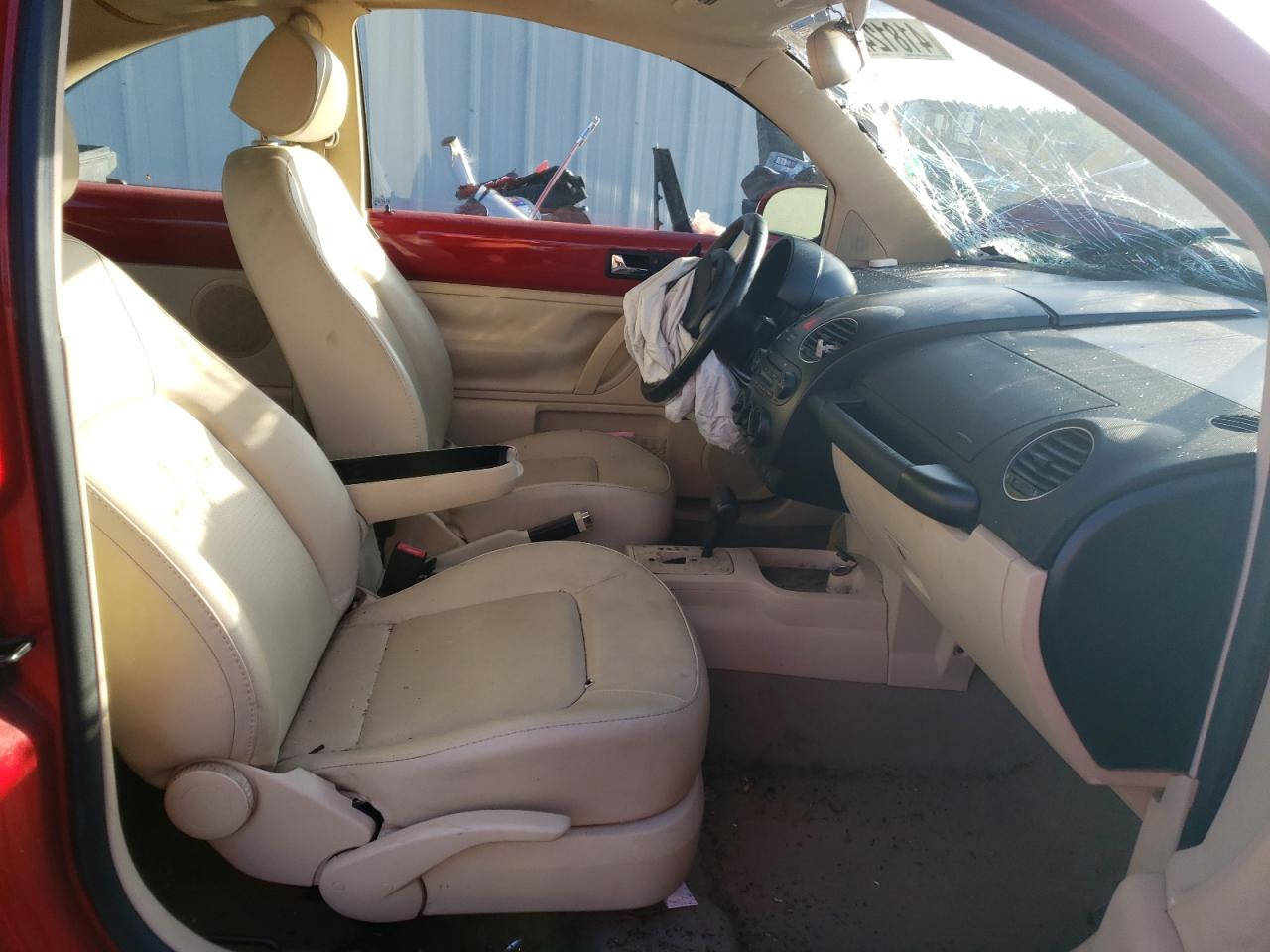 Photo 5 from auction – 2009 VOLKSWAGEN NEW BEETLE with VIN 3VWRW31C19M514110