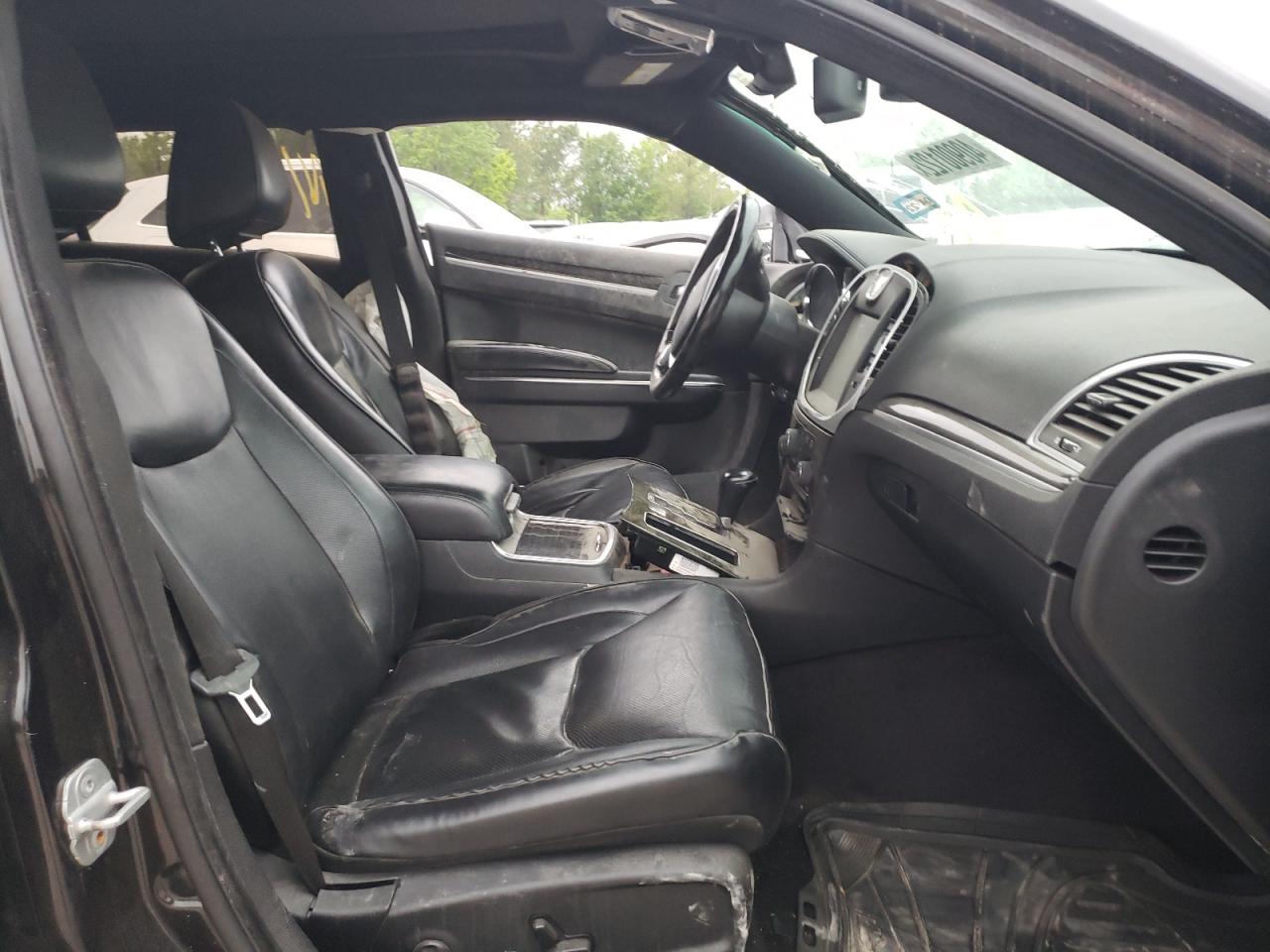 Photo 5 from auction – 2011 CHRYSLER 300C with VIN 2C3CA6CT0BH537991