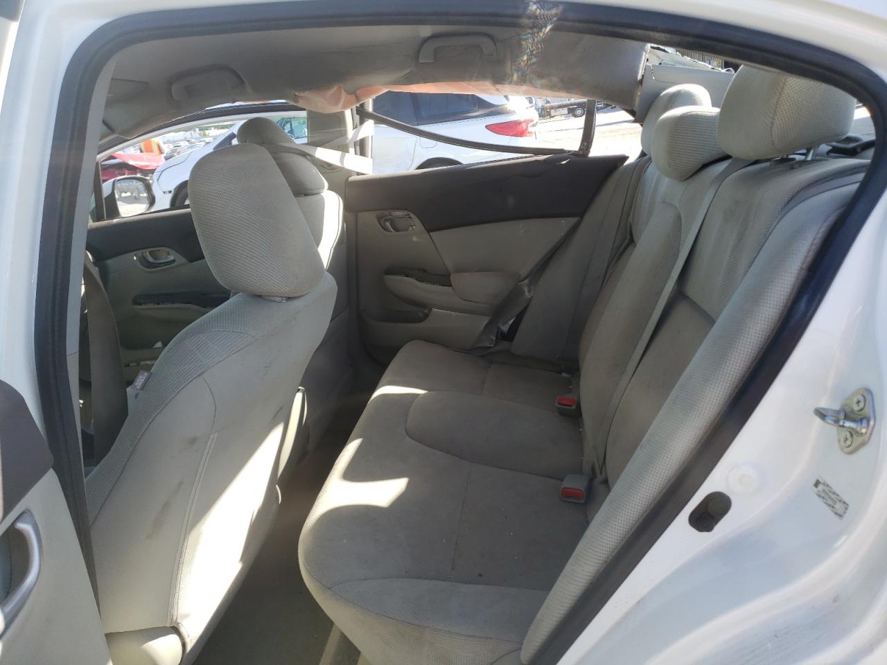 Photo 6 from auction – 2012 HONDA CIVIC LX with VIN 2HGFB2F59CH612329