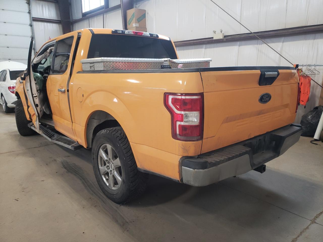 Photo 3 from auction – 2018 FORD F150 SUPER with VIN 1FTEW1EPXJKE62006