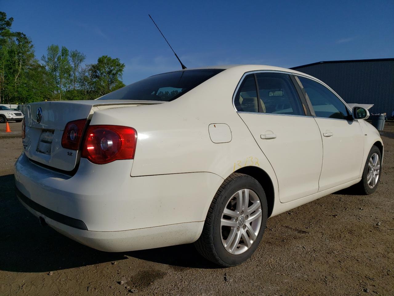 Photo 4 from auction – 2007 VOLKSWAGEN JETTA WOLF with VIN 3VWEF71K67M128308