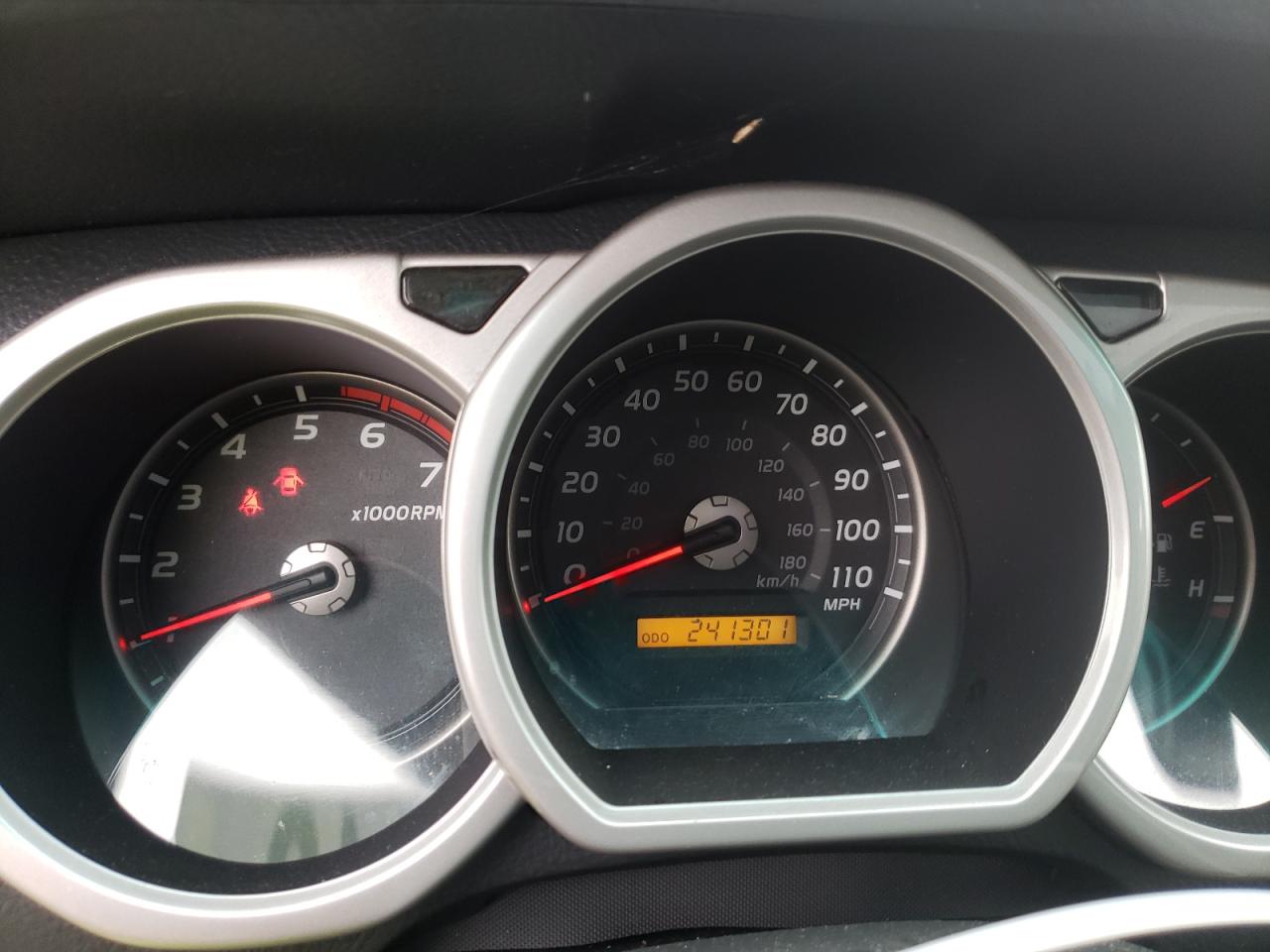 Photo 8 from auction – 2003 TOYOTA 4RUNNER LI with VIN JTEBU17R830006572
