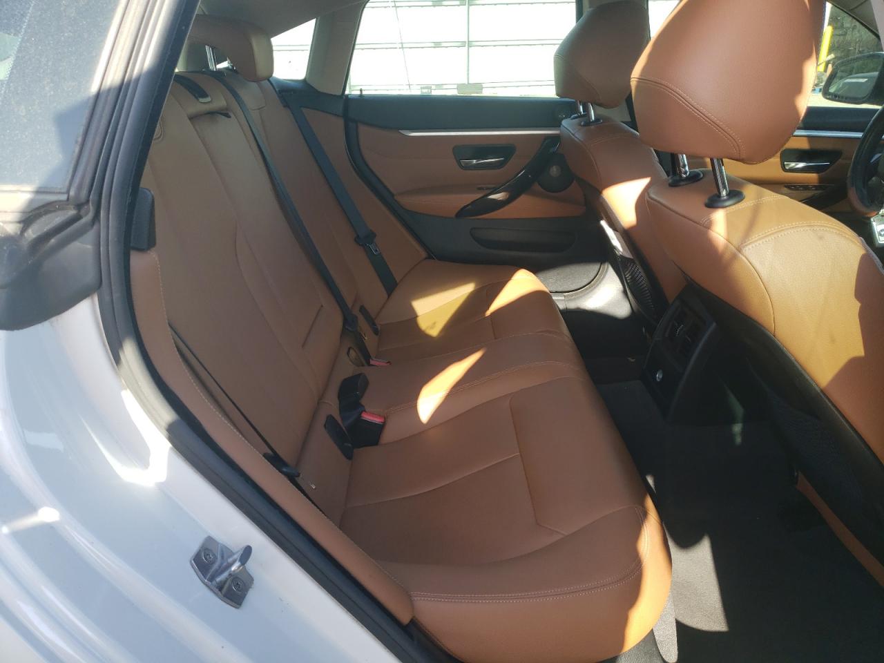 Photo 6 from auction – 2015 BMW 428 I GRAN with VIN WBA4A5C54FG051596