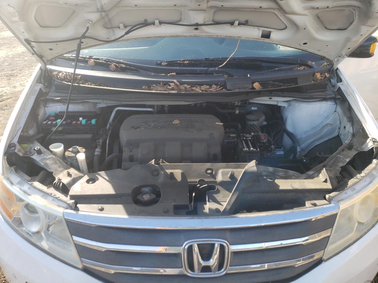 Photo 7 from auction – 2011 HONDA ODYSSEY TO with VIN 5FNRL5H92BB023315