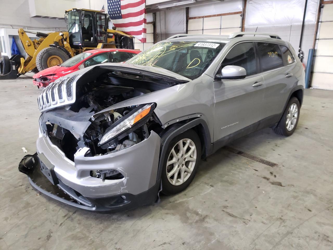 Photo 2 from auction – 2015 JEEP CHEROKEE L with VIN 1C4PJLCB5FW781551