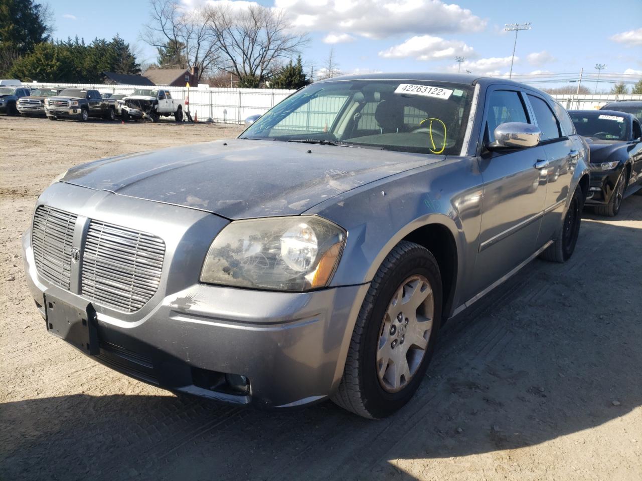 Photo 2 from auction – 2007 DODGE MAGNUM SXT with VIN 2D4FV47VX7H621081