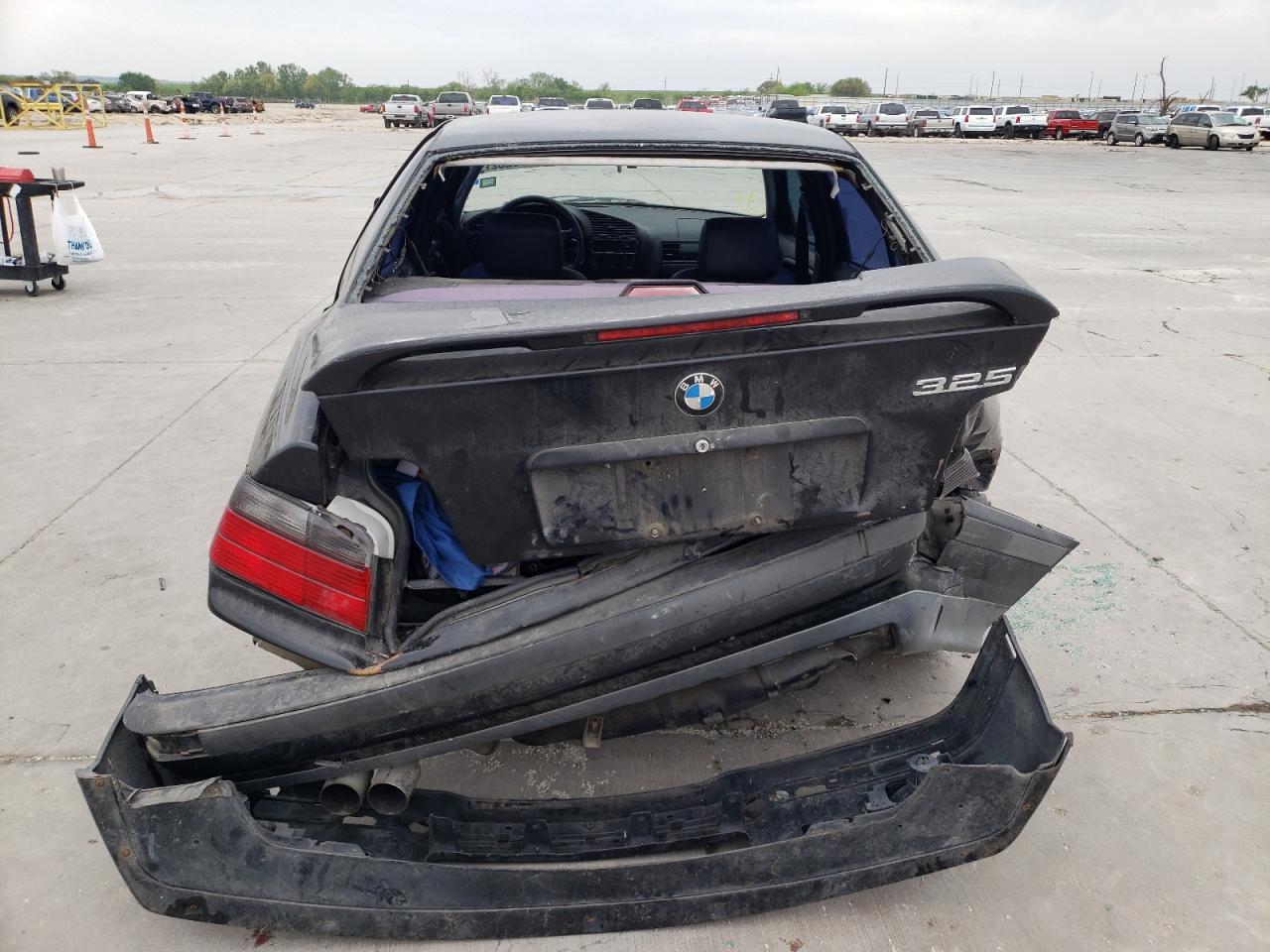 Photo 9 from auction – 1995 BMW 325 I with VIN WBACB3328SFE20613