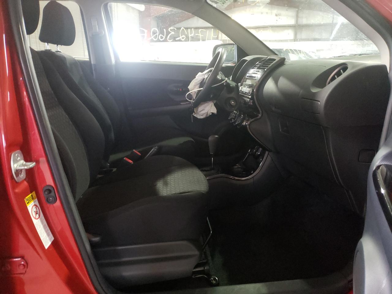 Photo 5 from auction – 2009 TOYOTA SCION XD with VIN JTKKU104X9J034307