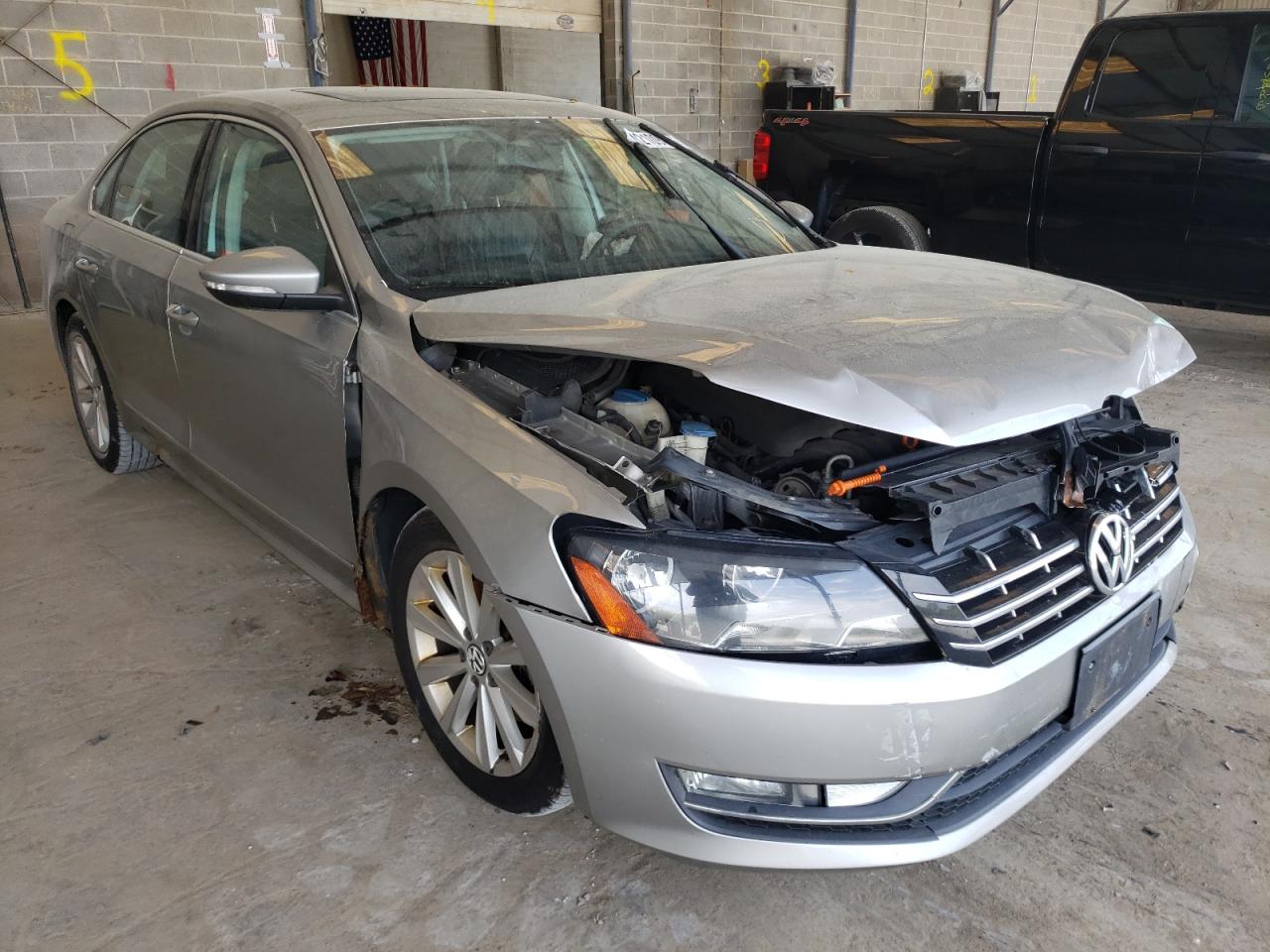 VOLKSWAGEN PASSAT SEL 2012 with VIN 1VWCP7A37CC004461 - Photo from auction