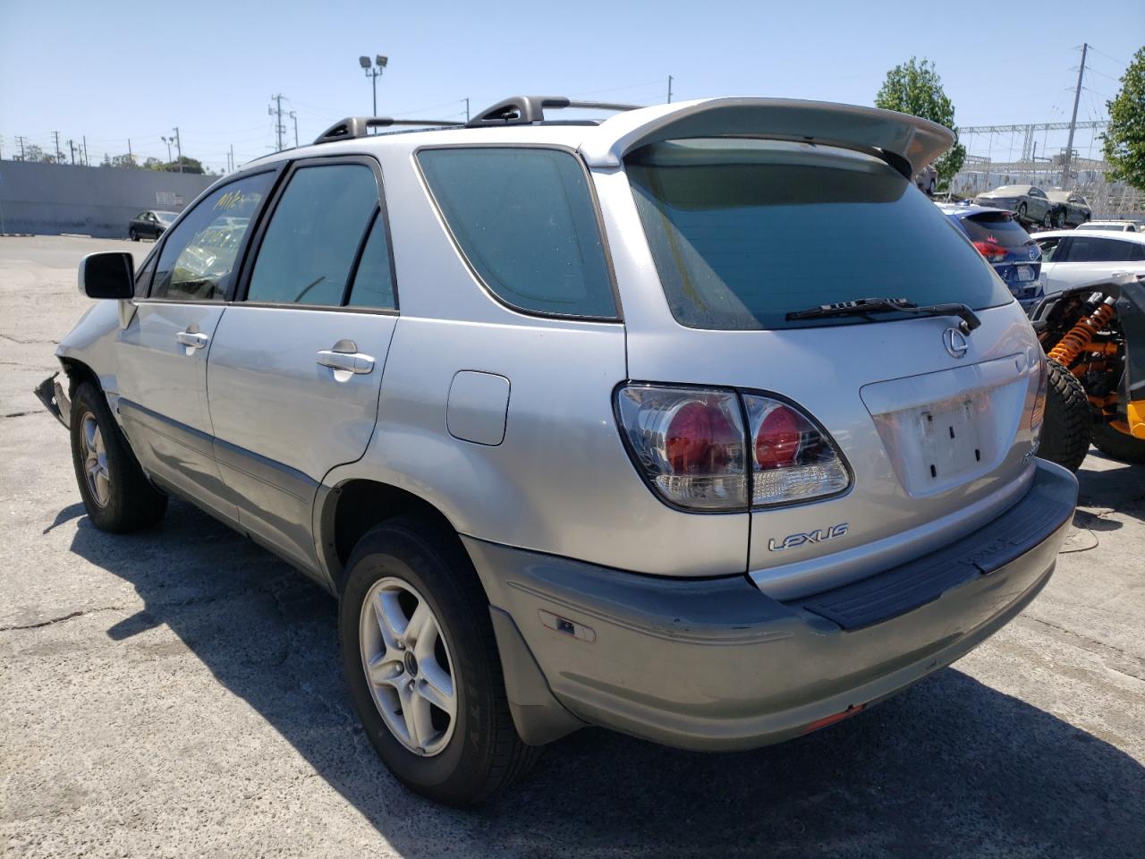 Photo 3 from auction – 2001 LEXUS RX 300 with VIN JTJGF10U610085706